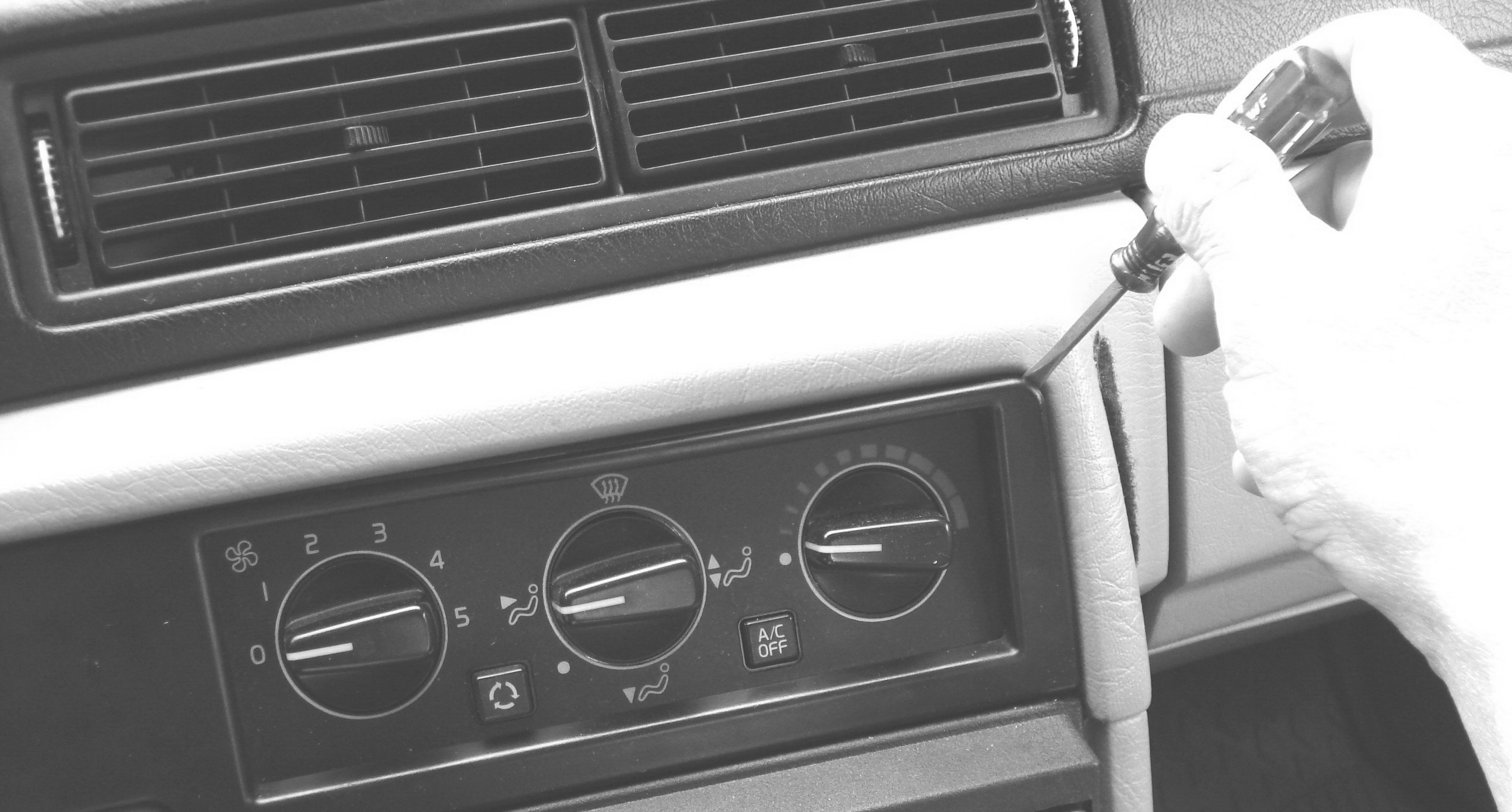 Figure 2. Faceplate is free. Gently pull it off.